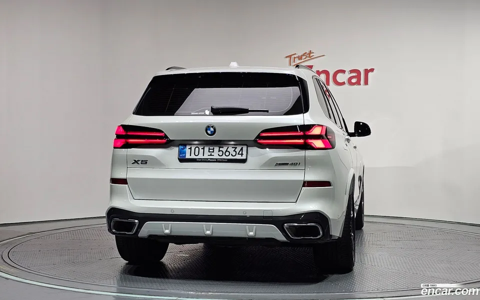 BMW X5 xDrive 40i M 2025 — thumbnail 4