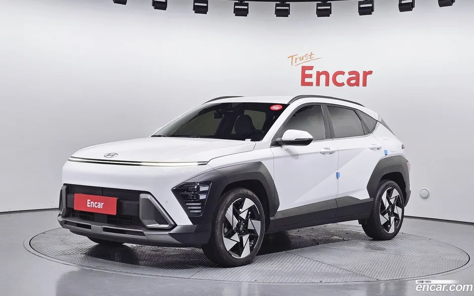 Hyundai Kona 1.6 2WD 2024 — photo 1, buy with delivery to Moscow