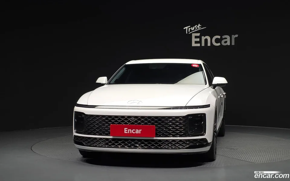Hyundai Grandeur Hybrid 2023 — thumbnail 3