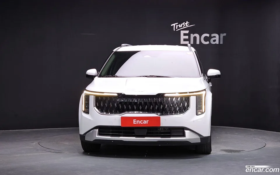 Kia Carnival 9 2024 — thumbnail 3