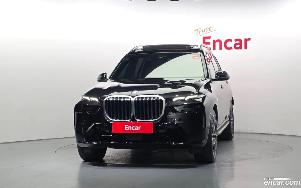 BMW X7 xDrive 40i M 7 2024 — миниатюра 3