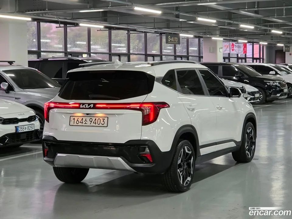 Kia Seltos 2.0 2WD 2022 — thumbnail 2