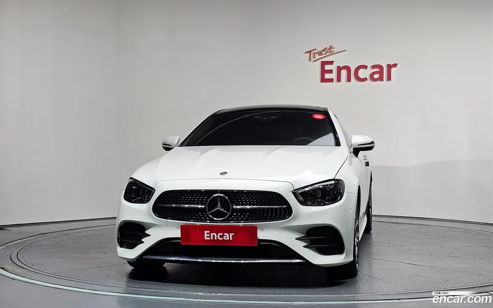 Mercedes-Benz E-Class E300d 4MATIC 2023 — thumbnail 3