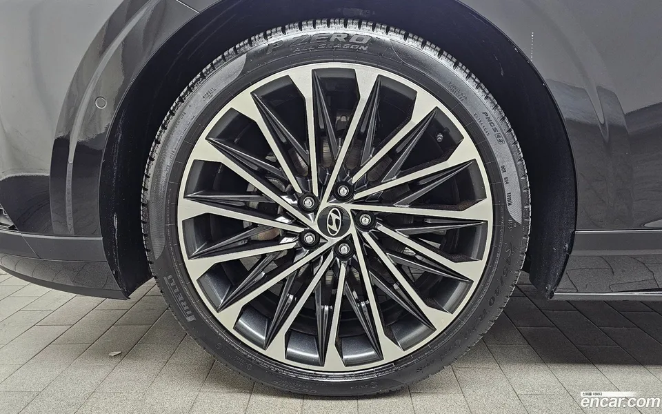 Hyundai Grandeur Hybrid 2025 — thumbnail 2