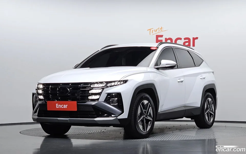 Hyundai Tucson Hybrid NX4 HEV 1.6 2WD 2025 — photo 1, buy with delivery to Moscow
