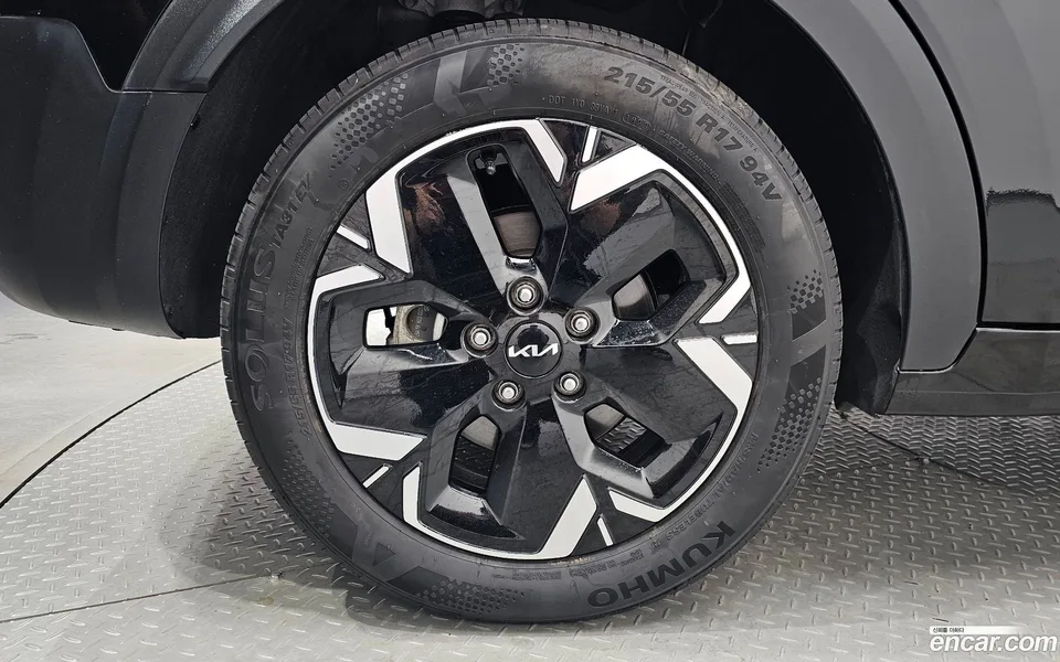 Kia Niro EV 2023 — thumbnail 2