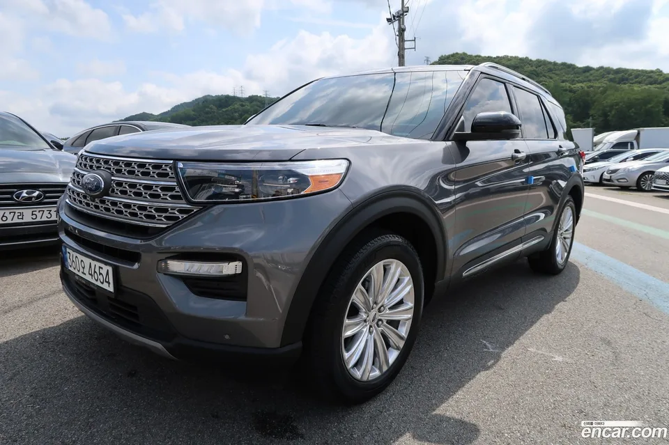 Ford Explorer 2.3 4WD 2022 — миниатюра 3
