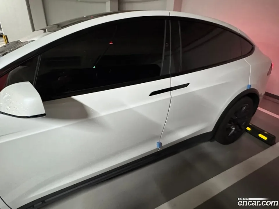 Tesla Model X AWD 2024 — thumbnail 3