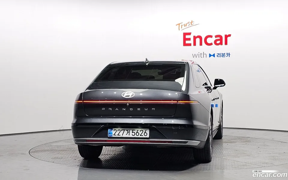 Hyundai Grandeur Hybrid 2025 — thumbnail 4