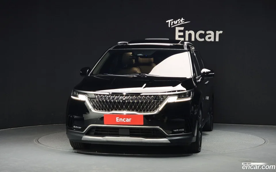 Kia Carnival 7 2022 — thumbnail 3