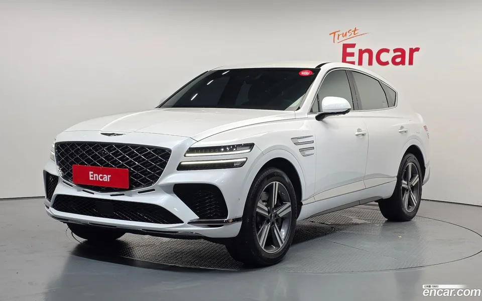 Genesis GV80 Coupe 2.5T AWD 2023 — photo 1, buy with delivery to Moscow