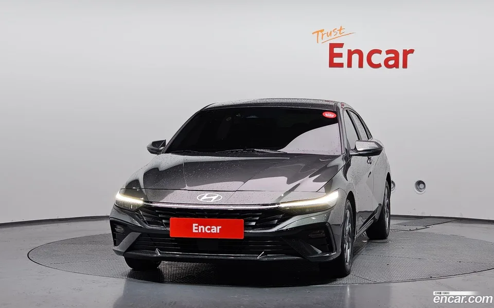 Hyundai Avante CN7 Hybrid 2024 — thumbnail 3