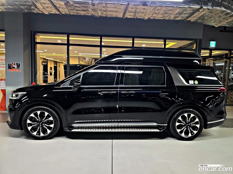 Kia Carnival 9 2022 — thumbnail 3