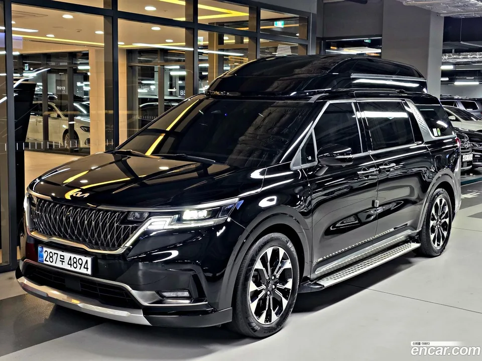 Kia Carnival 9 2022 — photo 1, buy with delivery to Moscow