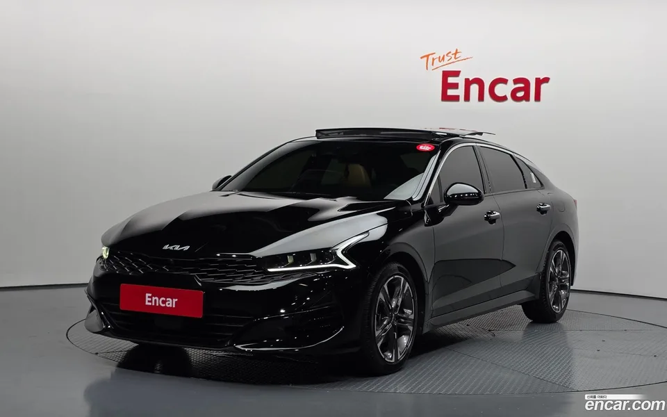 Kia K5 2.0 2022 — photo 1, buy with delivery to Moscow