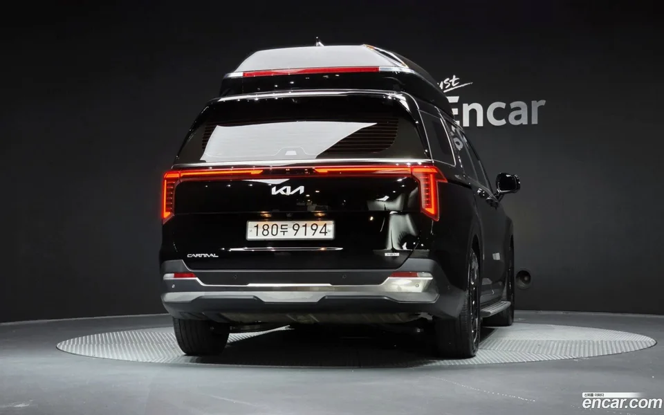 Kia Carnival HEV 7 2024 — thumbnail 4