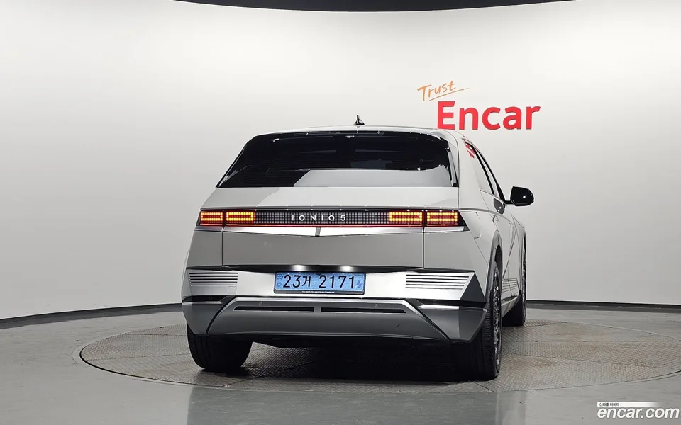 Hyundai Ioniq 5 2022 — thumbnail 4