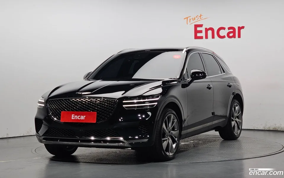 Genesis GV70 2.5T AWD 2022 — photo 1, buy with delivery to Moscow