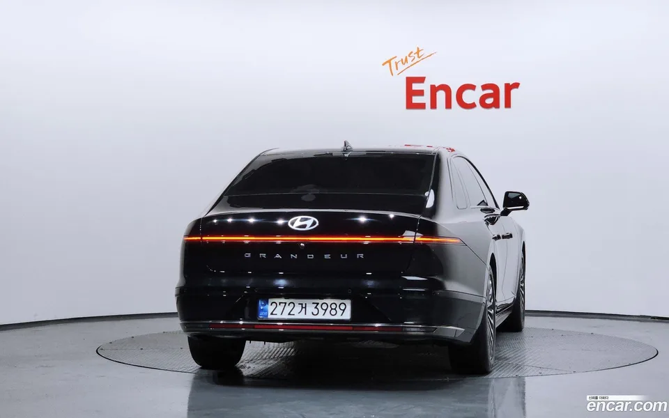 Hyundai Grandeur Hybrid 2023 — thumbnail 4