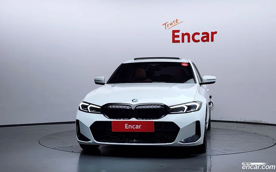 BMW 3 Series 320i M 2023 — миниатюра 3