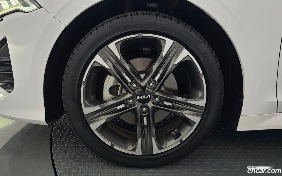 Kia K5 2.0 2023 — миниатюра 2