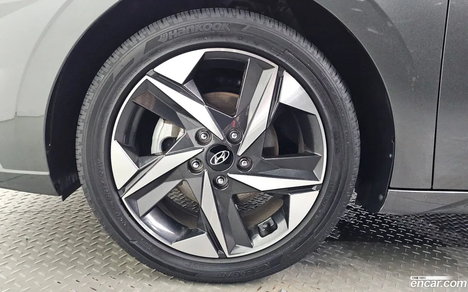 Hyundai Avante 1.6 2022 — thumbnail 2