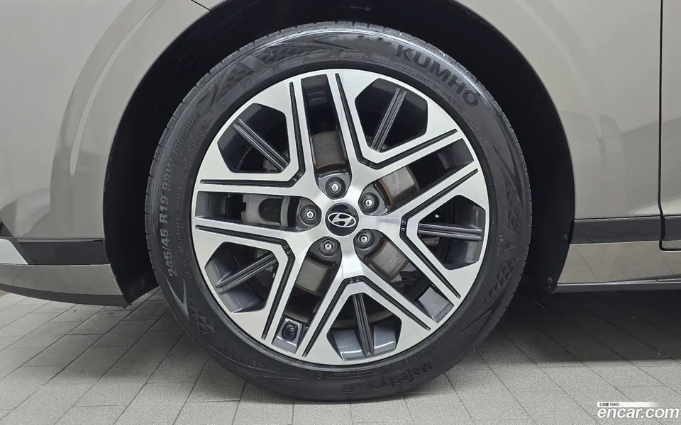 Hyundai Grandeur 2.5 2WD 2023 — thumbnail 5