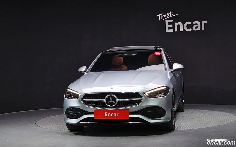 Mercedes-Benz C-Class C300 4MATIC 2023 — миниатюра 3