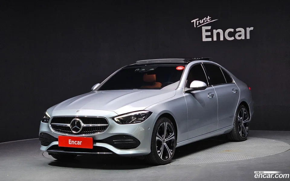 Mercedes-Benz C-Class C300 4MATIC 2023 — photo 1, buy with delivery to Moscow