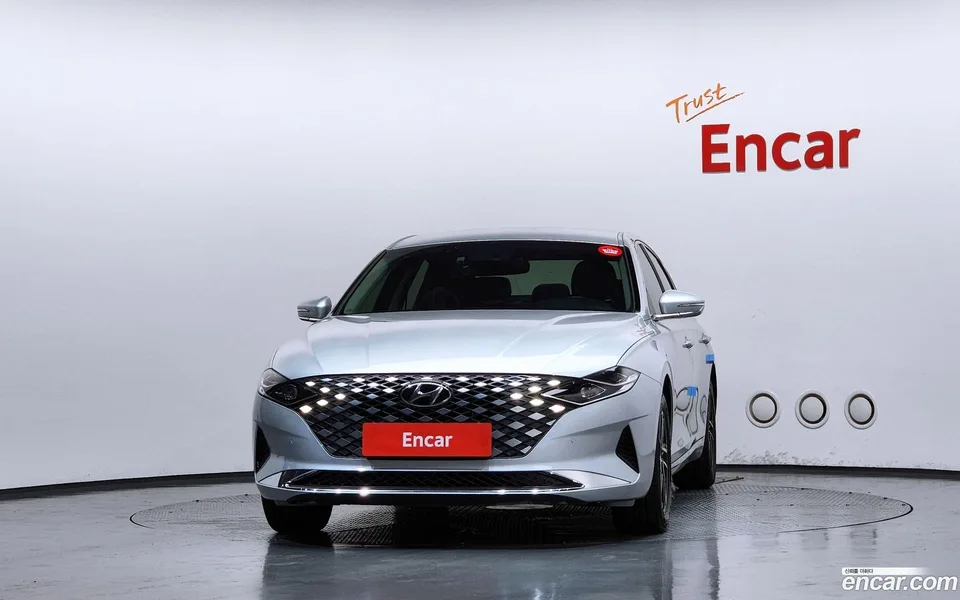 Hyundai Grandeur IG 3.0 LPi () 2022 — thumbnail 3