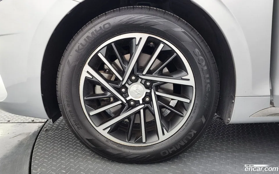 Hyundai Grandeur IG 3.0 LPi () 2022 — thumbnail 5