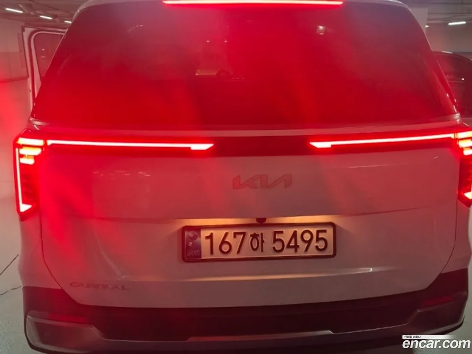 Kia Carnival 7 2025 — thumbnail 3