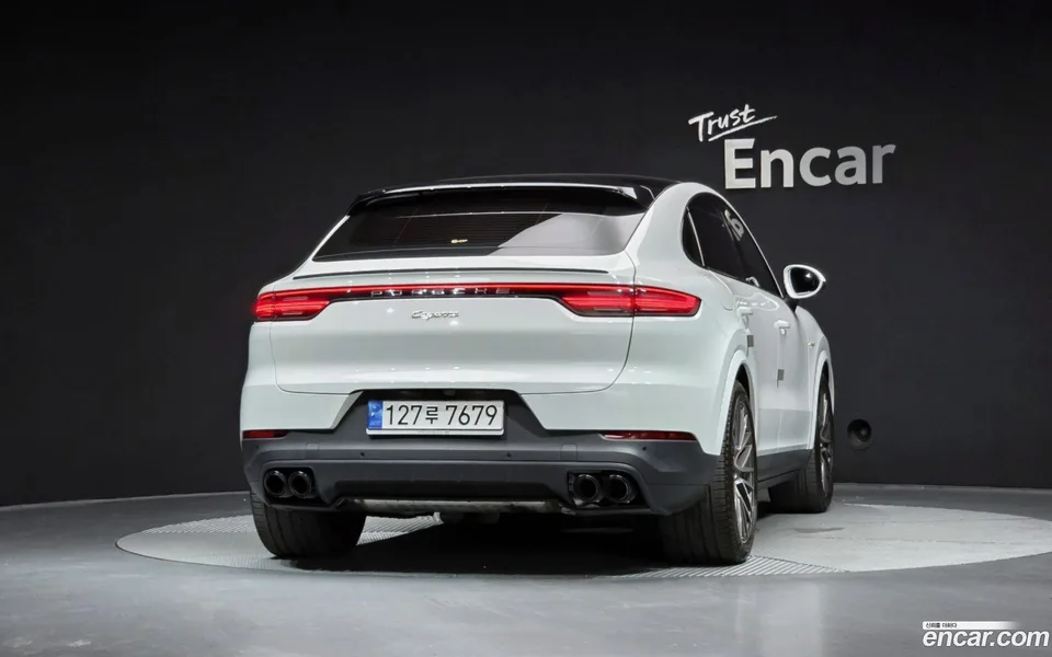 Porsche Cayenne 3.0 E- 2022 — thumbnail 4