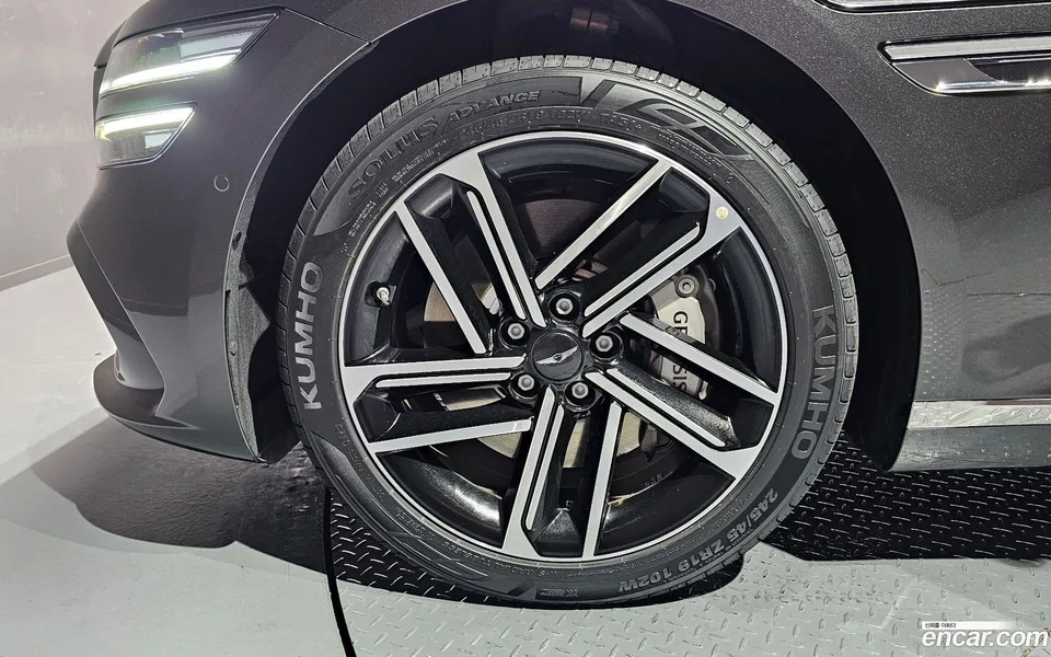 Genesis G80 2.5 2WD 2024 — thumbnail 2
