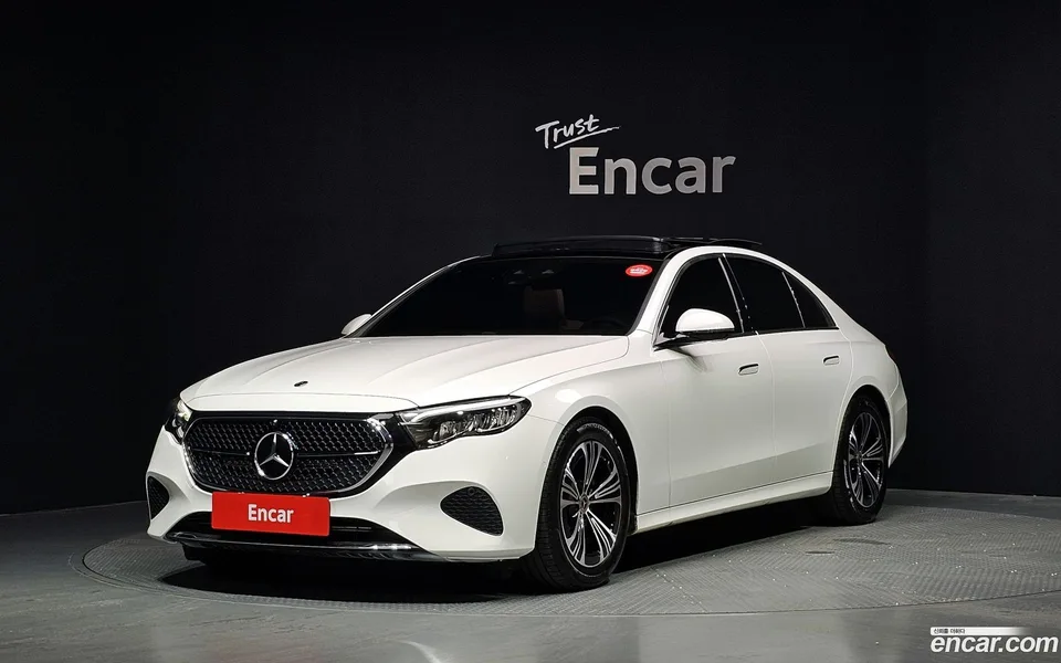 Mercedes-Benz E-Class E200 2025 — photo 1, buy with delivery to Moscow