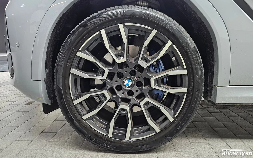 BMW X6 xDrive40i M 2024 — thumbnail 4