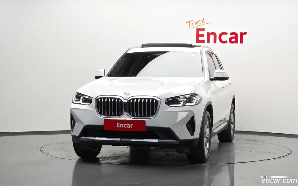 BMW X3 xDrive 20i 2024 — thumbnail 3