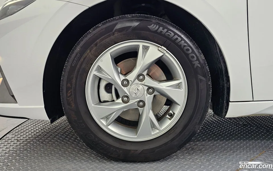 Hyundai Avante 1.6 2023 — thumbnail 2