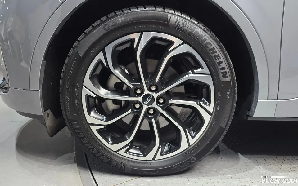 Lincoln Nautilus 2.0 AWD 2025 — миниатюра 2