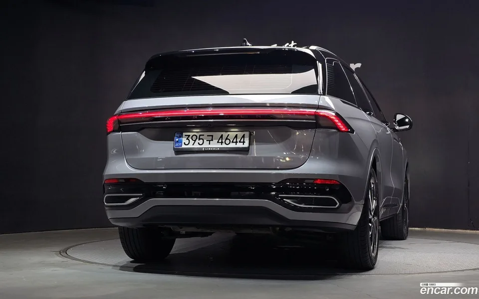 Lincoln Nautilus 2.0 AWD 2025 — миниатюра 4