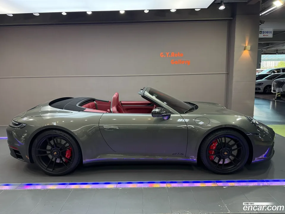Porsche 911 (992) 4 GTS 2023 — миниатюра 3