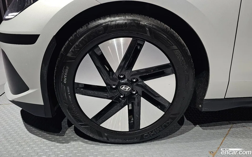 Hyundai Ioniq 6 2023 — миниатюра 5