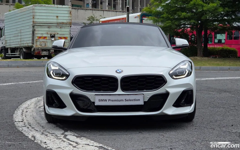 BMW Z4 sDrive20i M 2025 — thumbnail 3