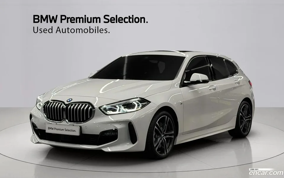 BMW 1 Series 120i M 2024 — photo 1, buy with delivery to Moscow