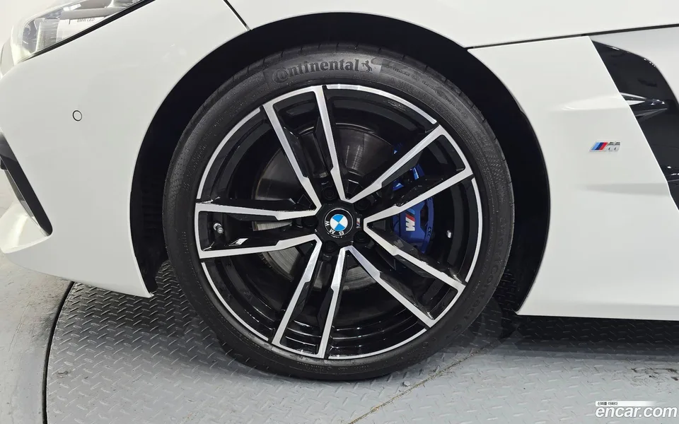 BMW Z4 sDrive20i M 2025 — thumbnail 5