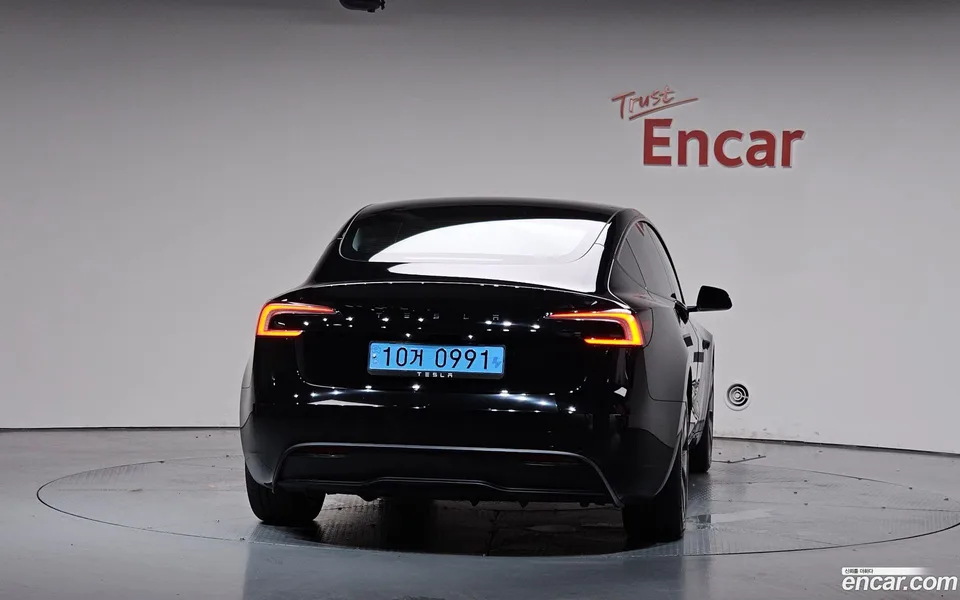 Tesla Model 3 RWD 2024 — миниатюра 4