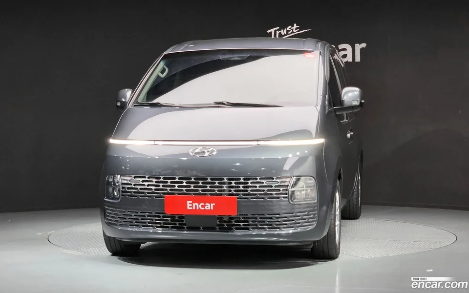 Hyundai Staria 5 2022 — thumbnail 3