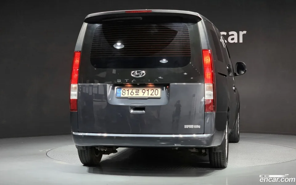 Hyundai Staria 5 2022 — thumbnail 4