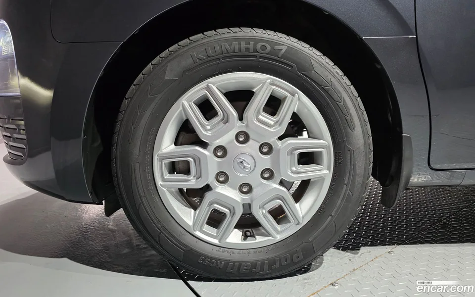 Hyundai Staria 5 2022 — thumbnail 5