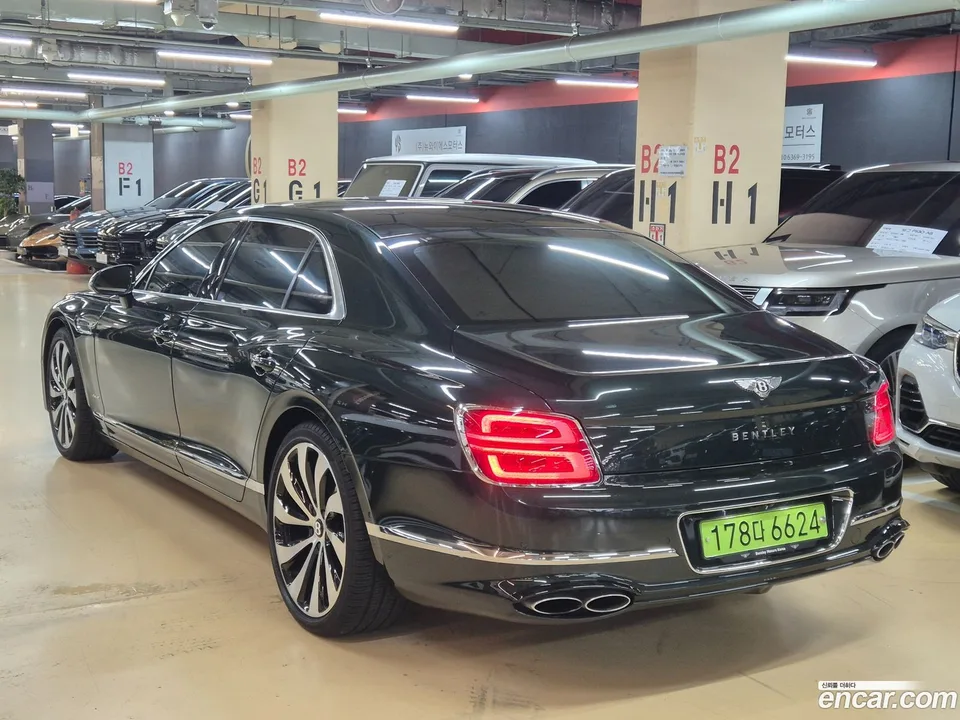 Bentley Flying Spur 4.0 2024 — thumbnail 3